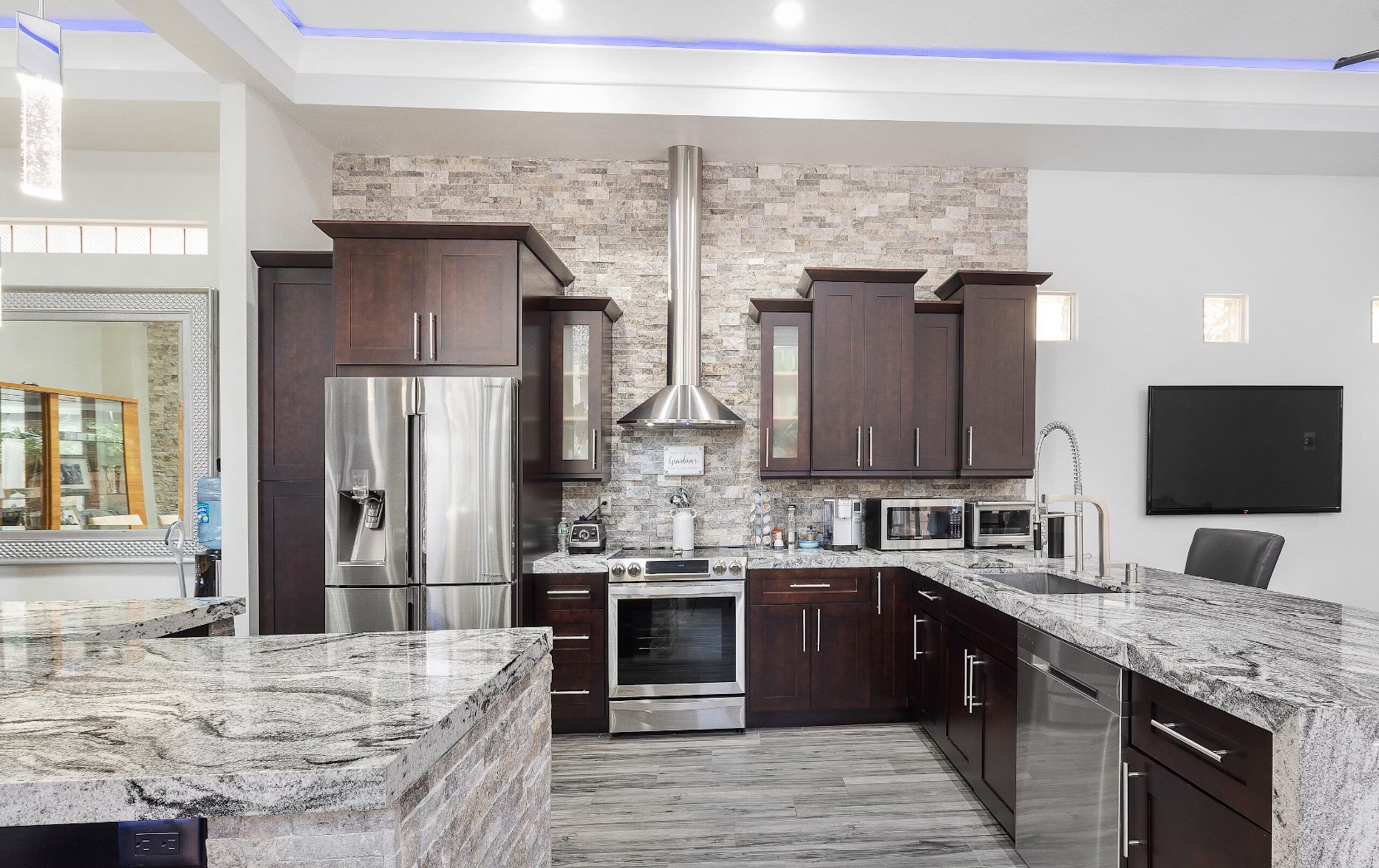 Water Damage Restoration Long Beach CA | Water Damage Restoration Near Me Long Beach CA